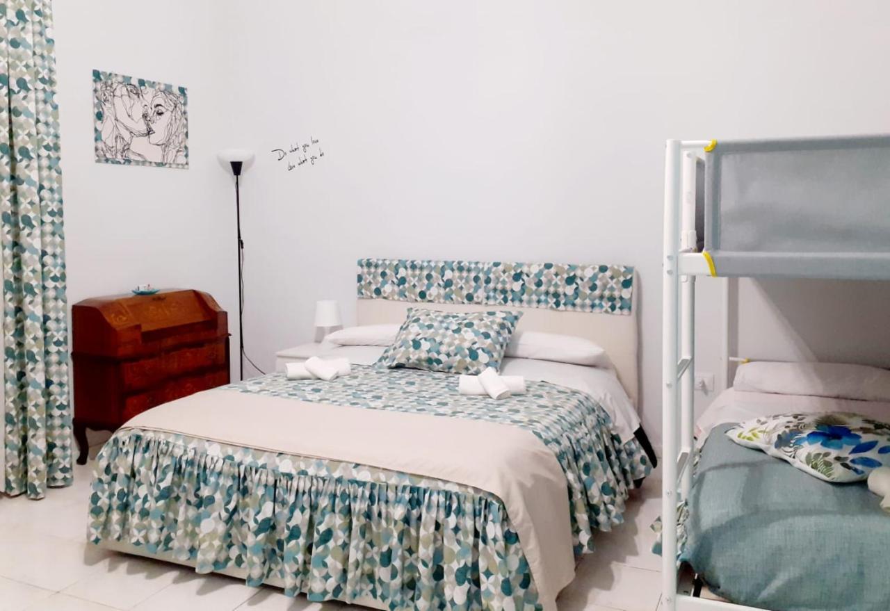 Dory'S Room Camera Nel Cuore Di Napoli 外观 照片